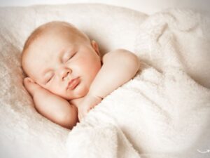 Baby Sleep Tracker: Ensuring Peaceful Nights for Both Parents and Babies
