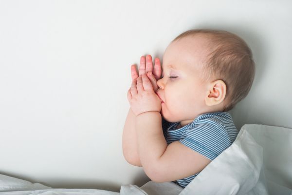 crib sleeping benefits
