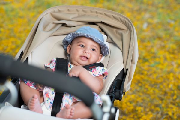 lightweight travel stroller